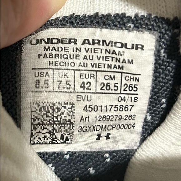 🔥Rare White Under Armour SC white & silver high top bball shoes - size M8.5 - Picture 15 of 15